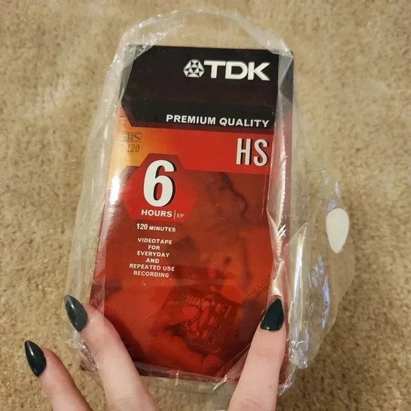 TDK  Premium Quality VHS 6 Hour Cassettes - Pack of 7 - Picture 2 of 2